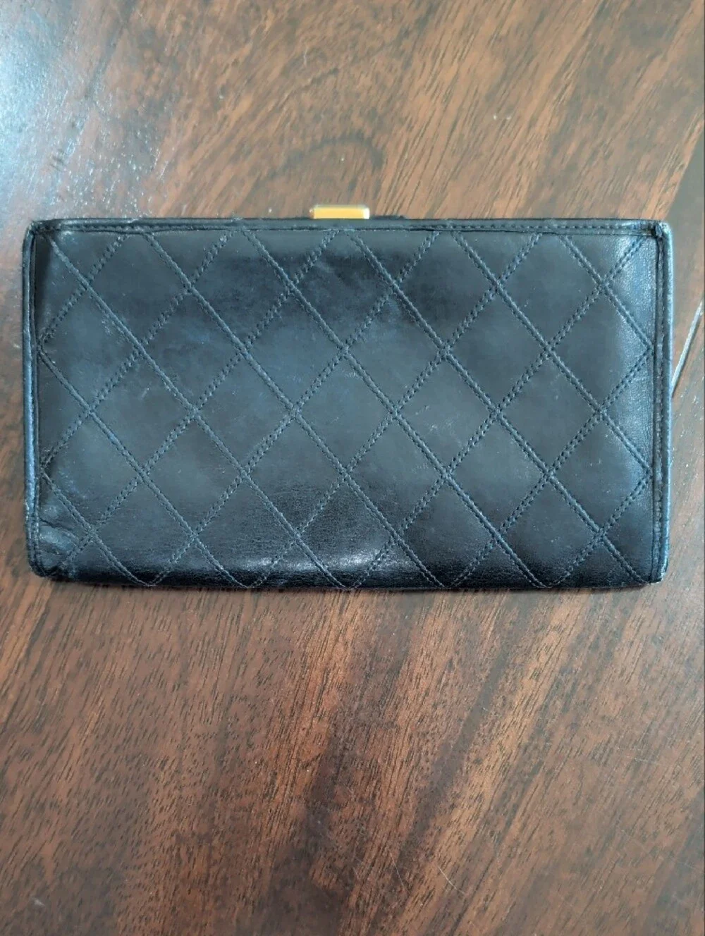 CHANEL Black Quilted Leather Crossbody Wallet with Gold Chain